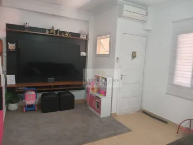 Sobrado com 2 Quartos à venda, 78m² no Jardim Primavera, Jacareí