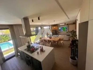 Casa com 4 Quartos à venda, 233m² no Campeche, Florianópolis