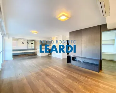 Apartamento com 2 Quartos à venda, 135m² no Vila Ipojuca, São Paulo