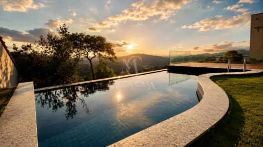 Casa de Condomínio com 3 Quartos à venda, 330m² no São Pedro, Juiz de Fora