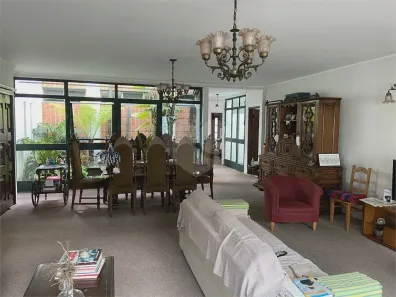 Casa com 4 Quartos à venda, 240m² no Vila Madalena, São Paulo