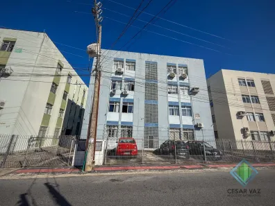 Apartamento com 3 Quartos à venda, 70m² no Praia Comprida, São José