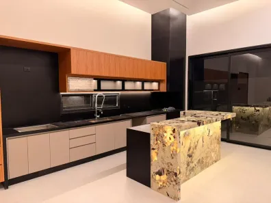 Casa de Condomínio com 3 Quartos à venda, 190m² no Jardim Botânico, Uberlândia