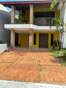 Apartamento com 3 Quartos para alugar, 250m² no Flores, Manaus