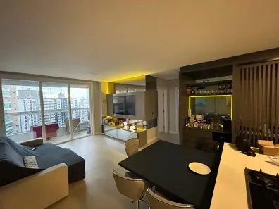 Apartamento com 2 Quartos à venda, 79m² no Centro, Florianópolis
