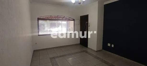 Sobrado com 3 Quartos à venda, 180m² no Vila Scarpelli, Santo André