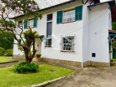 Casa com 4 Quartos à venda, 330m² no Morin, Petrópolis
