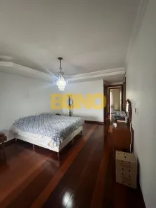 Casa com 3 Quartos à venda, 340m² no Cinqüentenário, Caxias do Sul