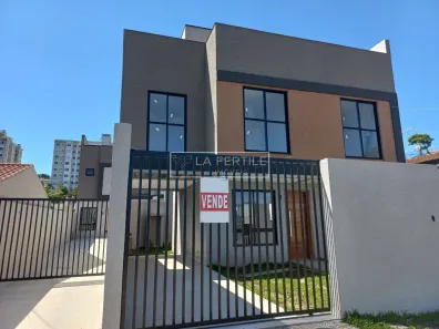 Sobrado com 3 Quartos à venda, 102m² no Lindóia, Curitiba