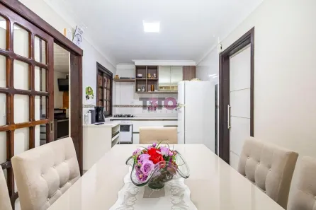 Sobrado com 3 Quartos à venda, 126m² no Capão da Imbuia, Curitiba