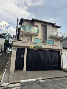 Sobrado com 3 Quartos à venda, 120m² no Jardim Santa Mena, Guarulhos