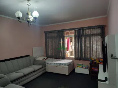 Sobrado com 3 Quartos à venda, 180m² no Vila Scarpelli, Santo André