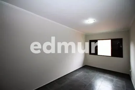 Sobrado com 4 Quartos para alugar, 172m² no Parque Jaçatuba, Santo André