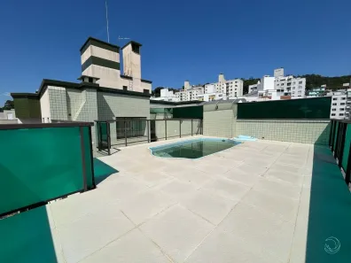 Apartamento com 3 Quartos à venda, 170m² no Carvoeira, Florianópolis