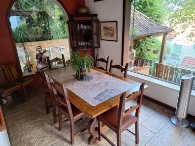 Casa com 4 Quartos à venda, 259m² no Cosme Velho, Rio de Janeiro