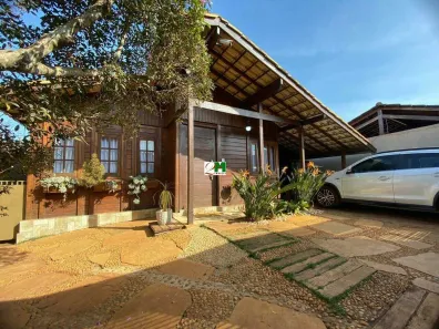 Casa com 3 Quartos à venda, 160m² no Vale do Sol, Nova Lima