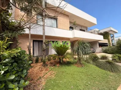Casa de Condomínio com 3 Quartos à venda, 470m² no Vila Santo Antônio, Americana