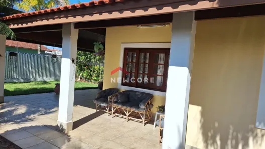 Sobrado com 4 Quartos à venda, 325m² no Parque Balneário Oasis, Peruíbe