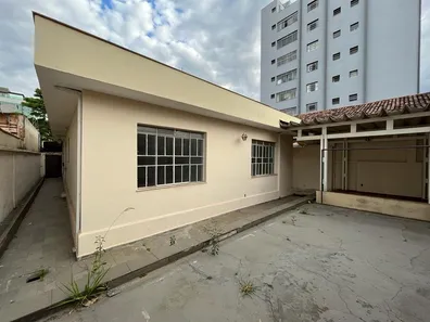 Casa com 3 Quartos à venda, 239m² no Barreiro, Belo Horizonte