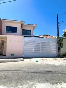 Casa com 3 Quartos à venda, 93m² no Cabiúnas, Macaé