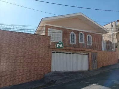 Casa com 2 Quartos à venda, 110m² no Nossa Senhora Aparecida, Poços de Caldas