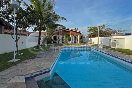 Casa com 3 Quartos à venda, 231m² no Parque Balneario Oasis, Peruíbe