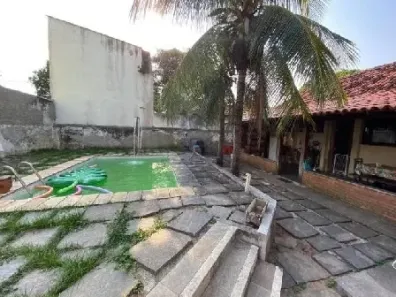 Casa com 3 Quartos à venda, 816m² no Piratininga, Niterói