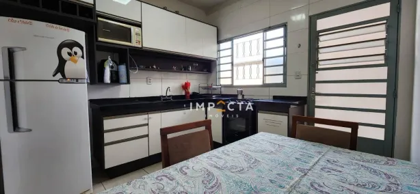 Casa com 3 Quartos à venda, 224m² no Parque Real, Pouso Alegre