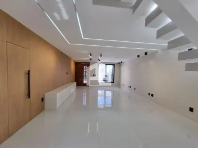 Casa de Condomínio com 4 Quartos à venda, 400m² no Recreio dos Bandeirantes, Rio de Janeiro