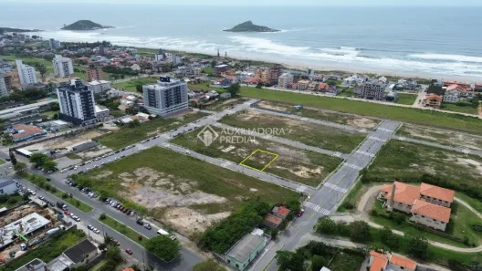 Lote/Terreno à venda, 378m² no Centro, Imbituba