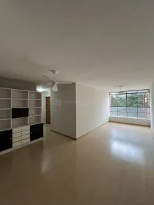 Apartamento com 3 Quartos à venda, 86m² no Zona 07, Maringá