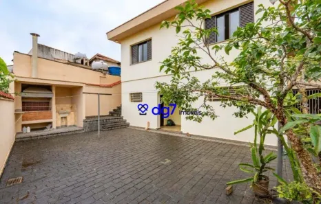 Casa com 3 Quartos à venda, 176m² no Jardim Cláudia, São Paulo