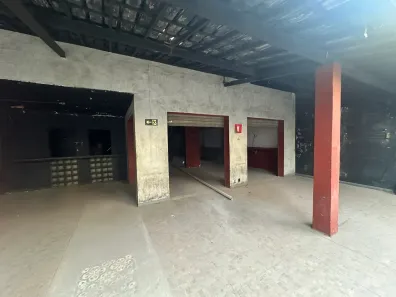 Ponto Comercial com 4 Quartos para alugar, 350m² no Cruzeiro, Belo Horizonte