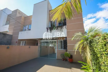 Sobrado com 3 Quartos à venda, 158m² no Guabirotuba, Curitiba