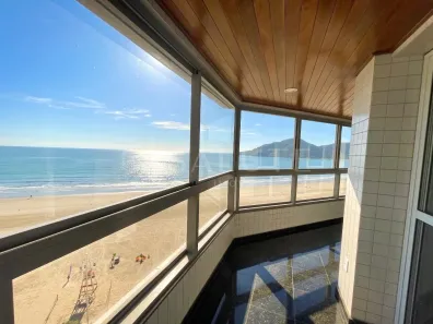 Apartamento com 3 Quartos para alugar, 250m² no Centro, Balneário Camboriú