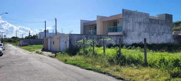 Lote/Terreno à venda, 300m² no Mangabeira, Eusébio