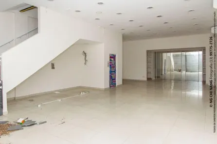 Prédio Comercial para alugar, 495m² no Gonzaga, Santos