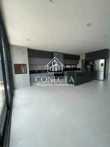 Casa de Condomínio com 4 Quartos para alugar, 281754m² no Gávea, Uberlândia