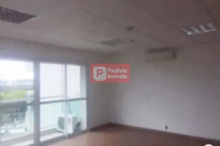 Sala Comercial à venda, 46m² no Santo Amaro, São Paulo