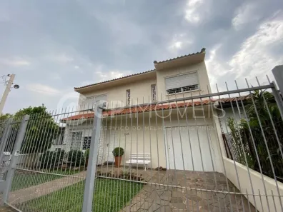 Casa com 3 Quartos à venda, 246m² no Jardim Sabará, Porto Alegre
