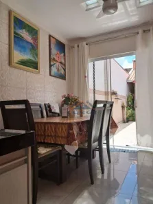 Casa com 2 Quartos à venda, 147m² no Parque Residencial Jundiaí, Jundiaí