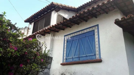 Casa com 4 Quartos à venda, 330m² no Barro Preto, Belo Horizonte