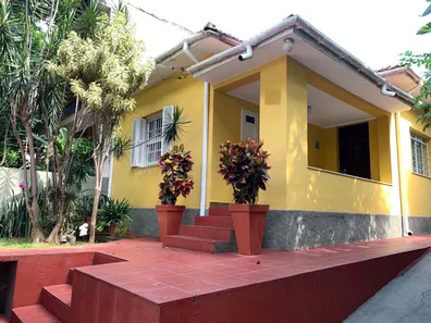 Casa com 3 Quartos à venda, 140m² no Vila Cordeiro, São Paulo