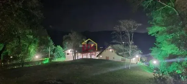 Fazenda/Sítio com 3 Quartos à venda, 28000m² no Canto das Águas, Igaratá