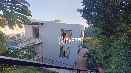 Casa de Condomínio com 3 Quartos à venda, 300m² no Itaipu, Niterói