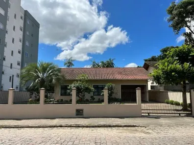 com 3 Quartos à venda, 213m² no Dos Estados, Timbó