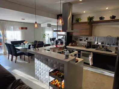Sobrado com 4 Quartos à venda, 276m² no Vila Nova Caledônia, São Paulo