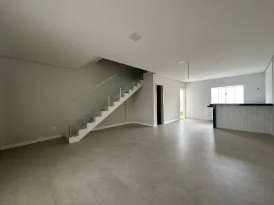 Casa com 3 Quartos para alugar, 142m² no Manguinhos, Serra