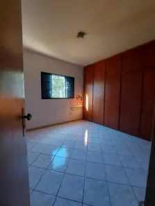Apartamento com 2 Quartos para alugar, 89m² no Centro, Uberaba