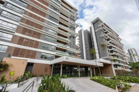 Apartamento com 3 Quartos à venda, 783m² no Orleans, Curitiba